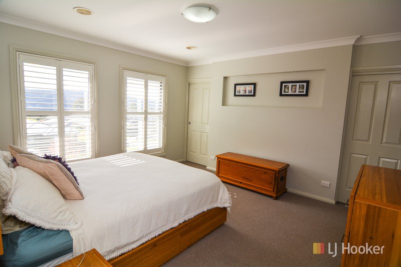 Photo - 10 James O'Donnell Drive, Lithgow NSW 2790 - Image 6