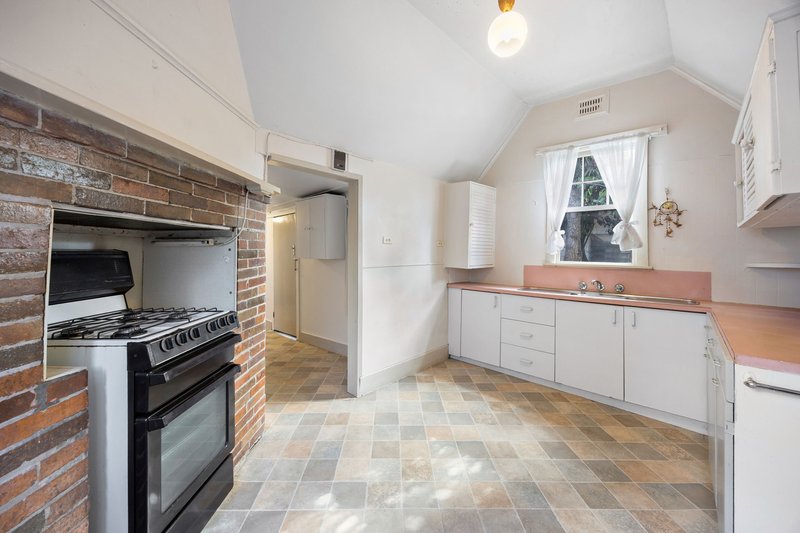 Photo - 10 James Street, Golden Point VIC 3350 - Image 7