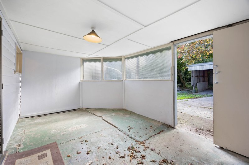 Photo - 10 James Street, Golden Point VIC 3350 - Image 13