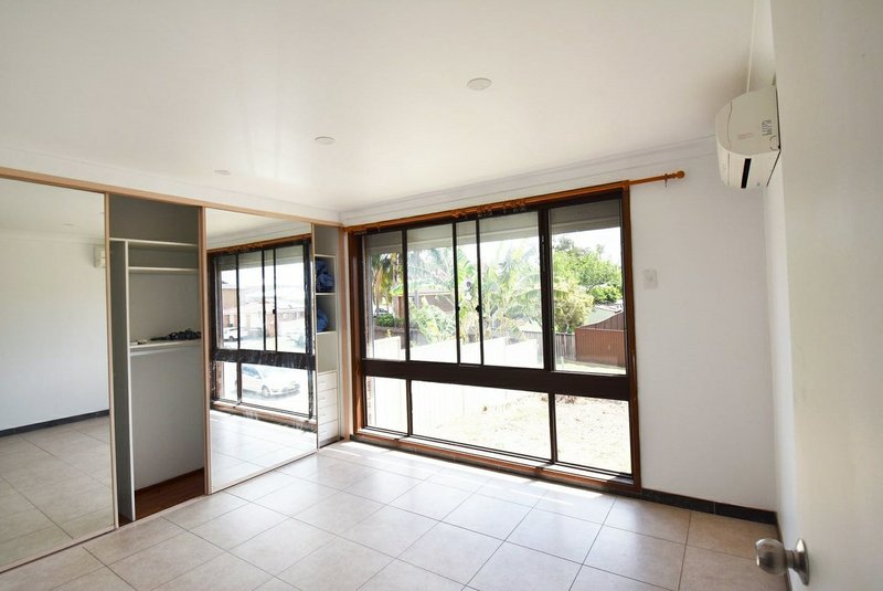 Photo - 10 Janacek Place, Bonnyrigg Heights NSW 2177 - Image 6