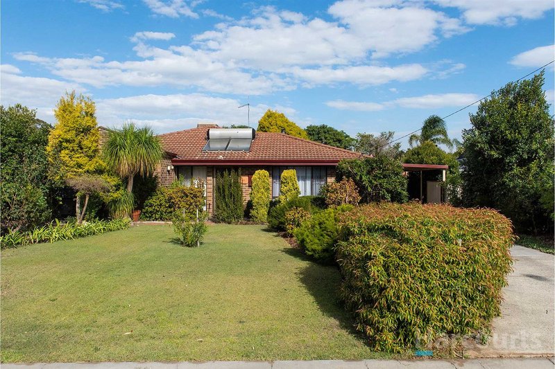 Photo - 10 Janga Court, Wanneroo WA 6065 - Image 2