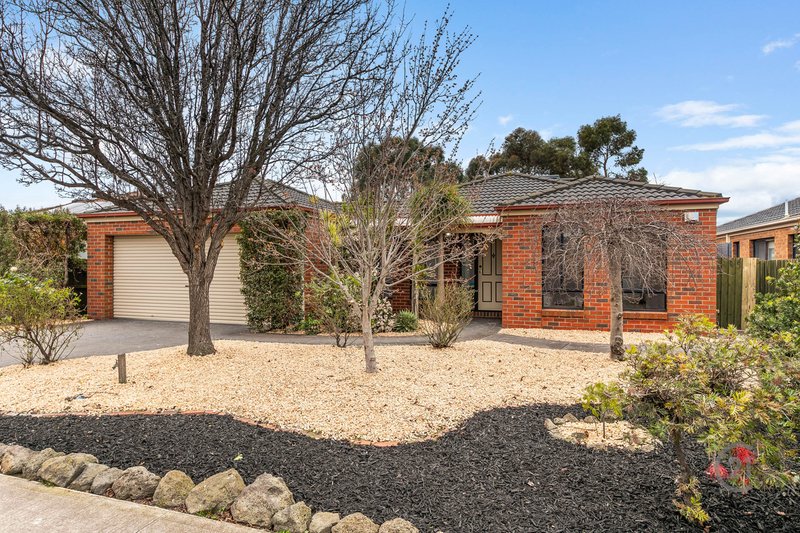 Photo - 10 Jedburgh Way, Point Cook VIC 3030 - Image 2