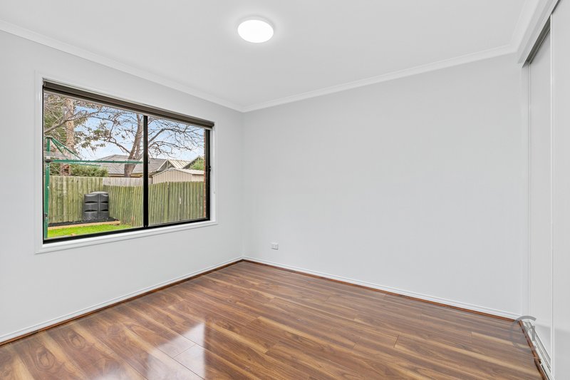 Photo - 10 Jedburgh Way, Point Cook VIC 3030 - Image 19