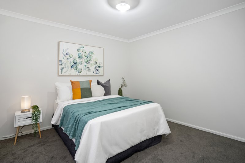 Photo - 10 Jellis Avenue, South Morang VIC 3752 - Image 11