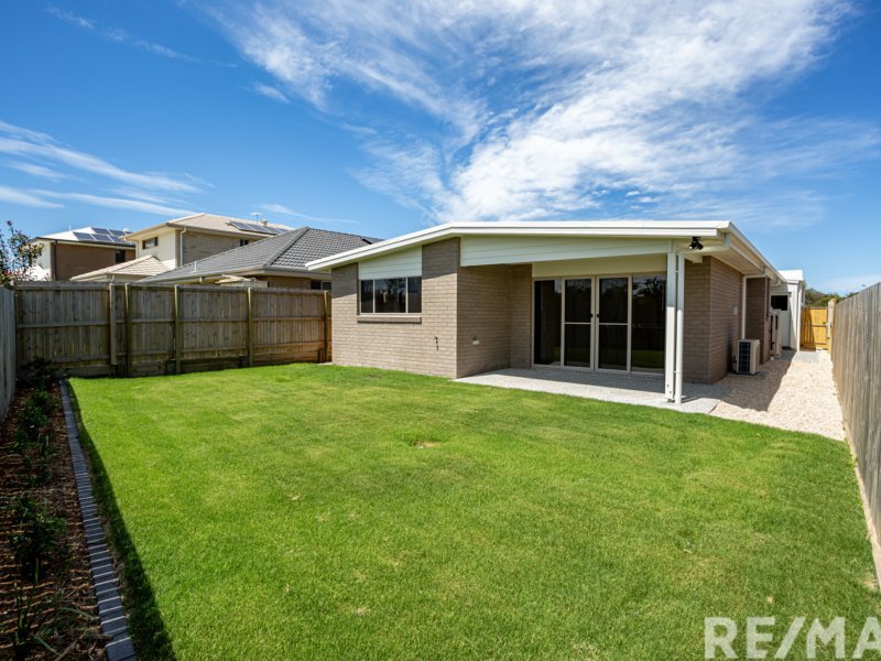 Photo - 10 Jeremy Street, Coomera QLD 4209 - Image 11