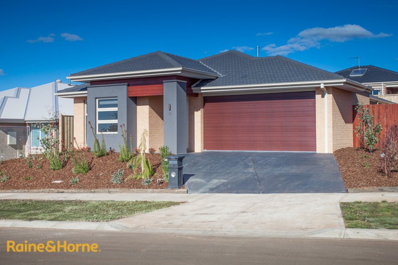 Photo - 10 Jersey Drive, Sunbury VIC 3429 - Image 14