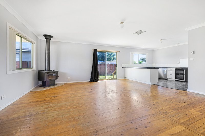 Photo - 10 Jill Street, Tamworth NSW 2340 - Image 2