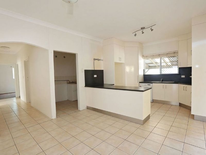 Photo - 10 Joan Street, Mount Isa QLD 4825 - Image 2