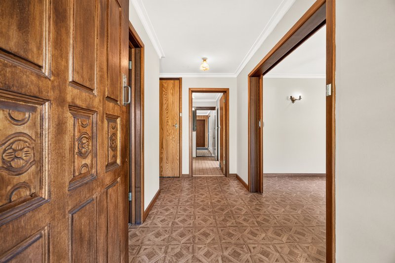 Photo - 10 John Crescent, Byford WA 6122 - Image 2