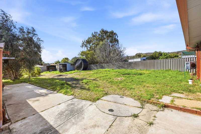 Photo - 10 John Crescent, Byford WA 6122 - Image 28