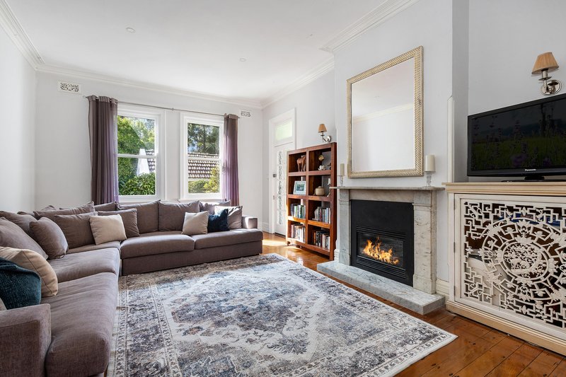 Photo - 10 John Hughes Place, Wahroonga NSW 2076 - Image 2