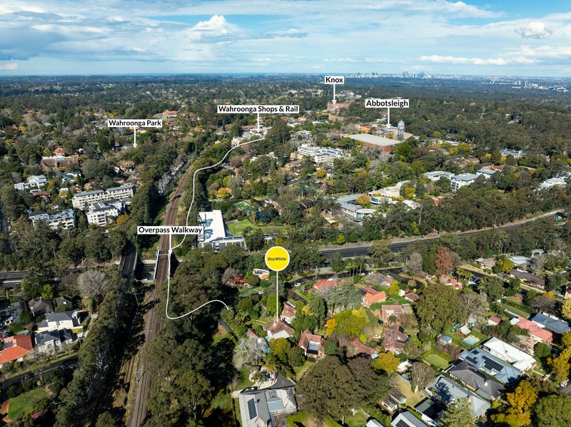 Photo - 10 John Hughes Place, Wahroonga NSW 2076 - Image 11