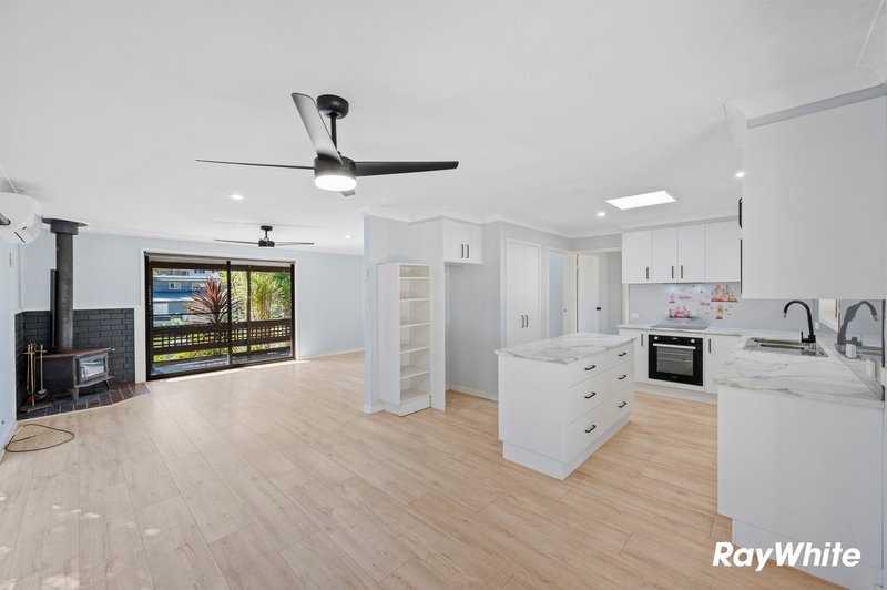 Photo - 10 Johnson Place, Surf Beach NSW 2536 - Image 4