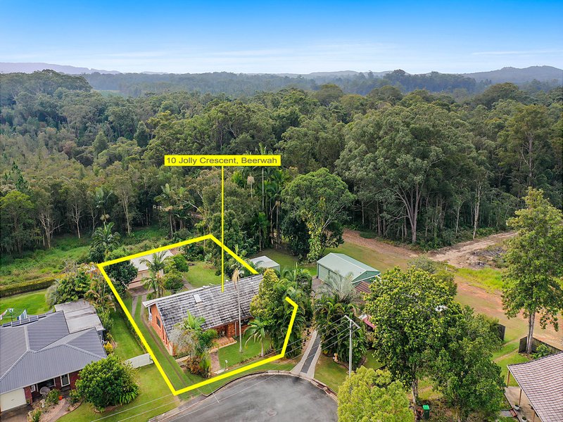 10 Jolly Crescent, Beerwah QLD 4519