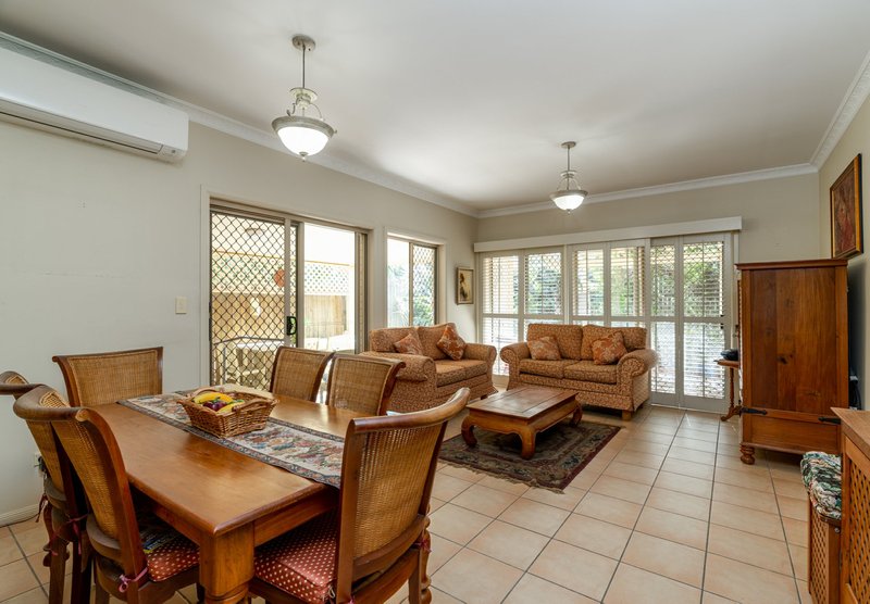 Photo - 10 Jorgenson Close, Forest Lake QLD 4078 - Image 2