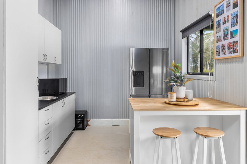 Photo - 10 Julia View, Taree NSW 2430 - Image 7