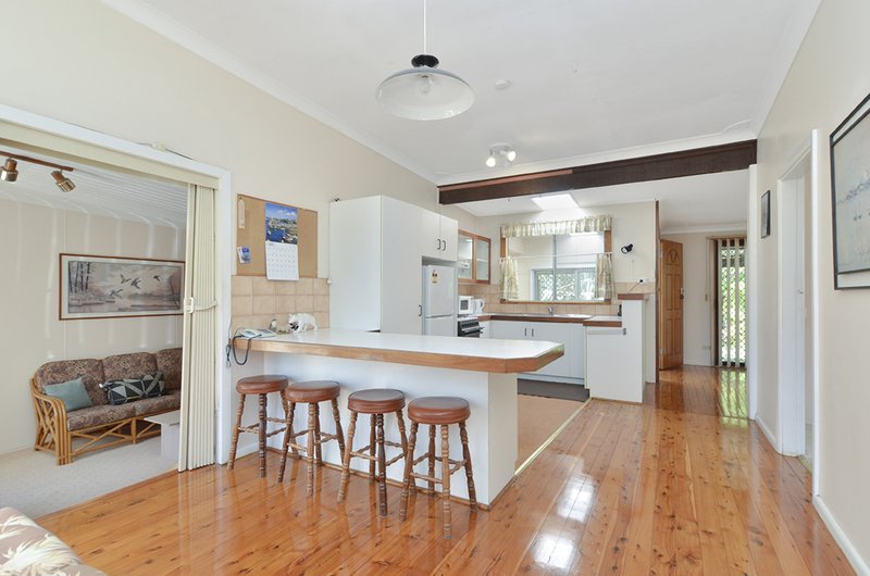 Photo - 10 Kahibah Road, Umina Beach NSW 2257 - Image 5