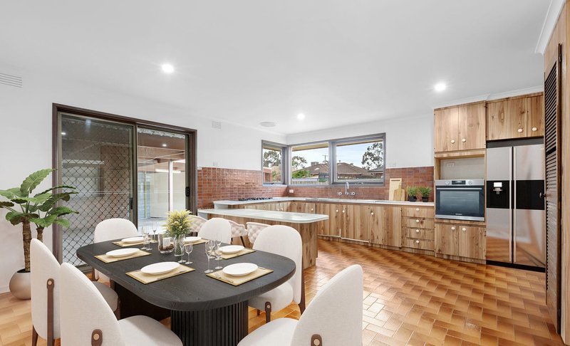Photo - 10 Karri Grove, Epping VIC 3076 - Image 3