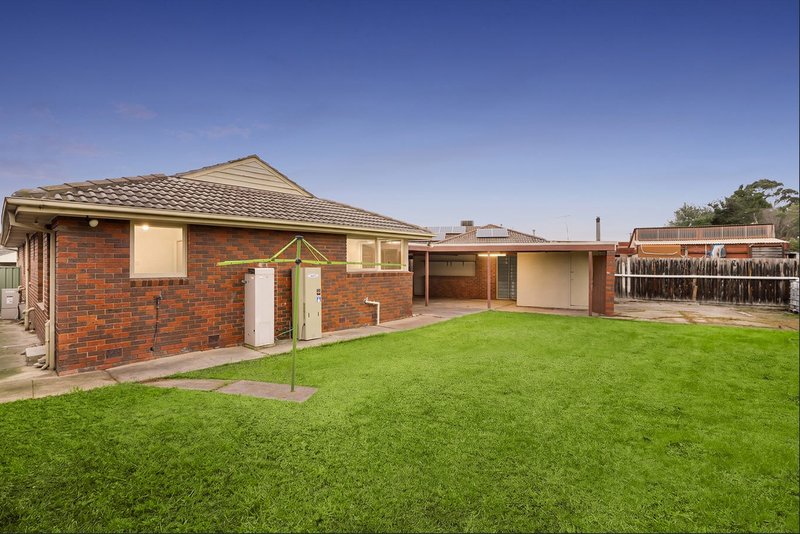 Photo - 10 Karri Grove, Epping VIC 3076 - Image 10