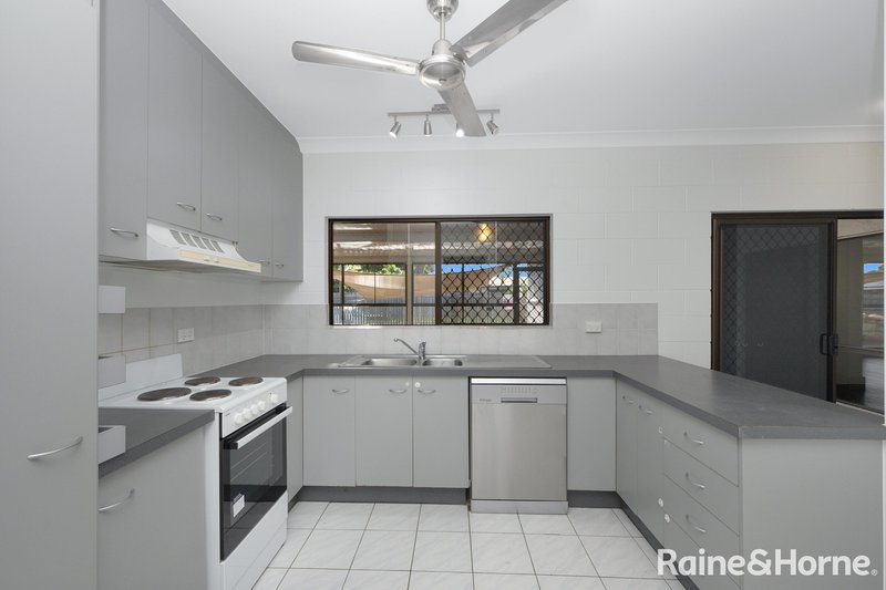 Photo - 10 Kayleen Court, Burdell QLD 4818 - Image 2