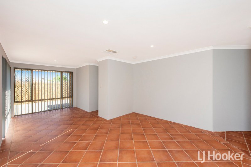 Photo - 10 Kedron Place, Greenfields WA 6210 - Image 7