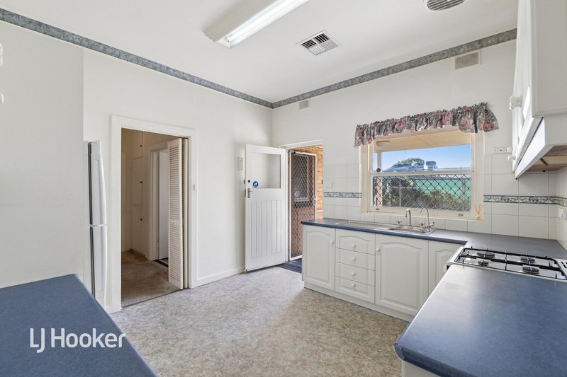 Photo - 10 Kellett Avenue, Lockleys SA 5032 - Image 11
