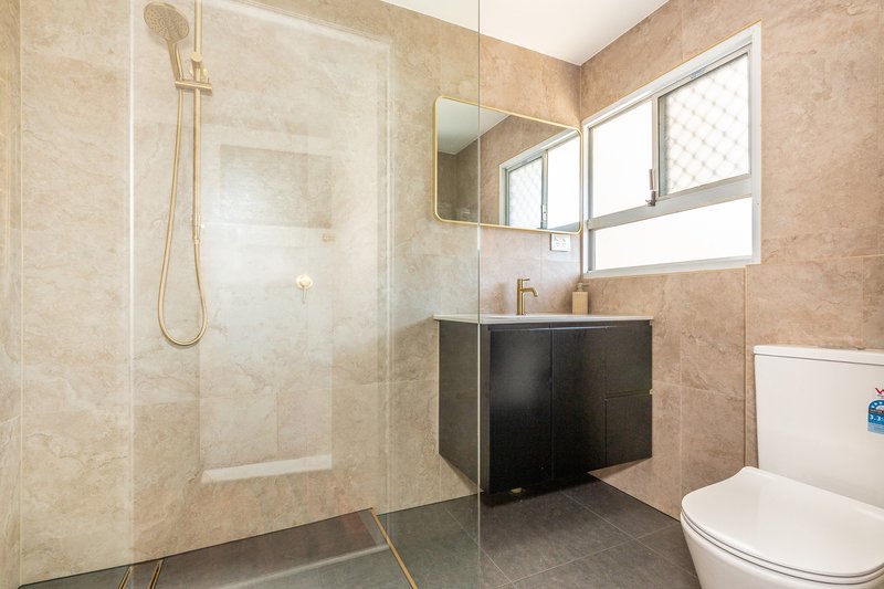 Photo - 10 Kelly Court, Redcliffe QLD 4020 - Image 10