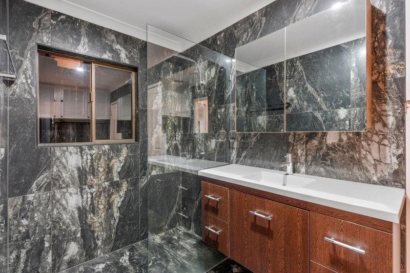 Photo - 10 Kelly Street, Eagleby QLD 4207 - Image 9