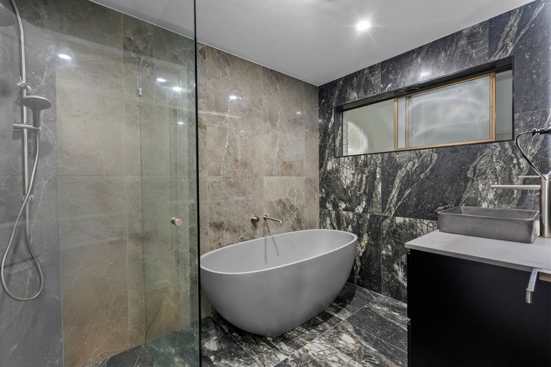 Photo - 10 Kelly Street, Eagleby QLD 4207 - Image 14