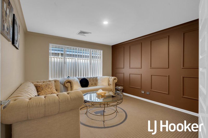 Photo - 10 Kempster Way, Southern River WA 6110 - Image 11