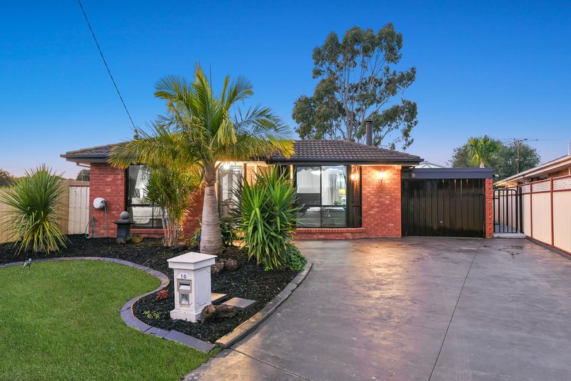 10 Kendari Court, Hampton Park VIC 3976