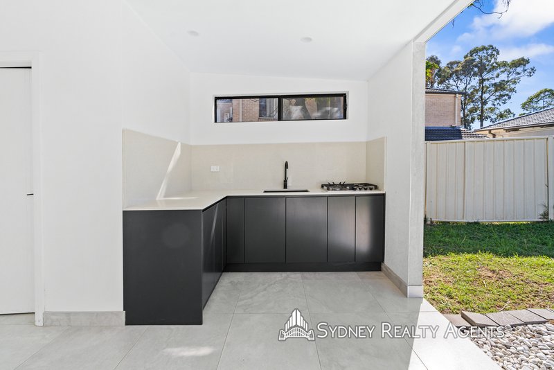 Photo - 10 Kenny Avenue, Casula NSW 2170 - Image 13