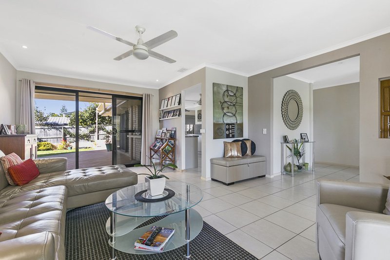 Photo - 10 Kentia Street, Mount Gravatt East QLD 4122 - Image 2