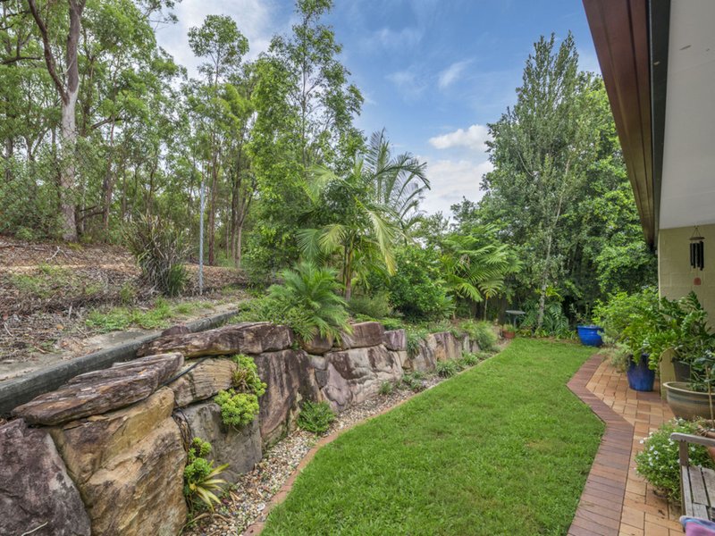 Photo - 10 Kettleton Close, Bridgeman Downs QLD 4035 - Image 16