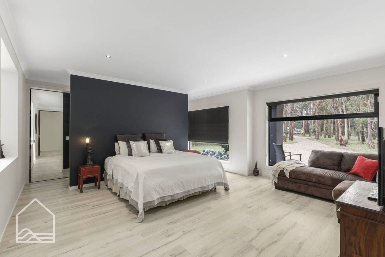 5-bedroom unit at 10 Kevian Park Drive, Wallington, VIC 3222, Greater Geelong, Victoria