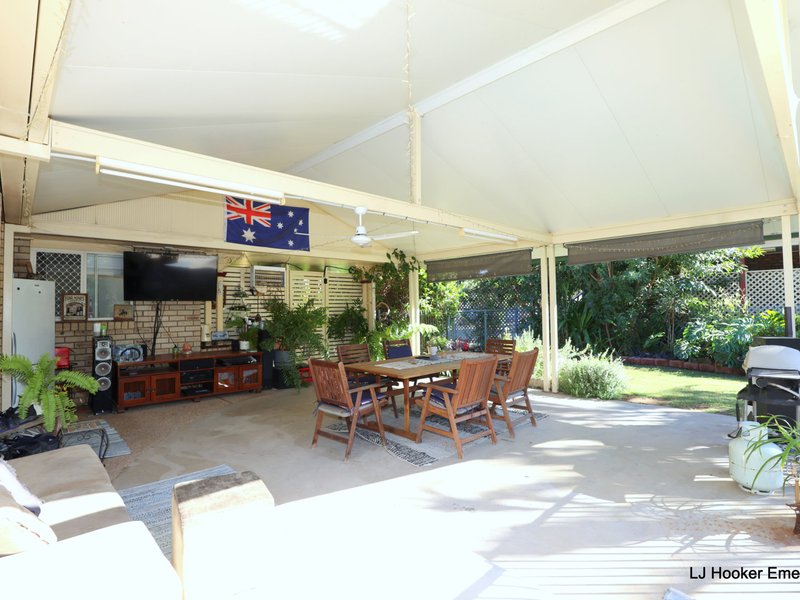 Photo - 10 Kidd Street, Emerald QLD 4720 - Image 10