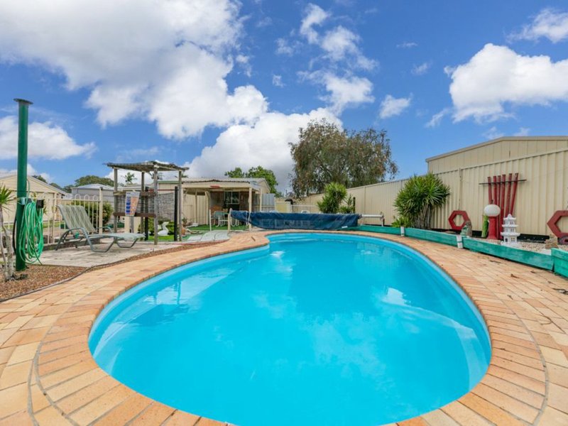 Photo - 10 Kidman Court, Morayfield QLD 4506 - Image 13