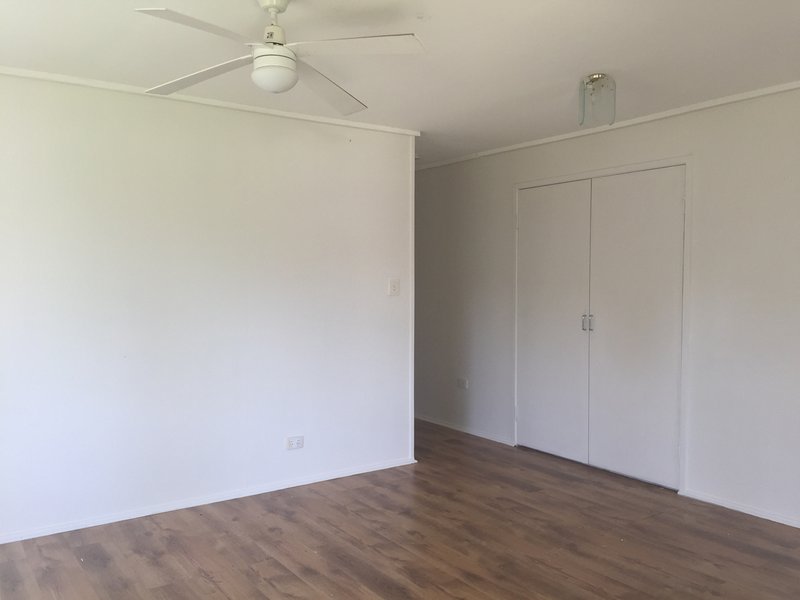 Photo - 10 Kingfish Street, Deception Bay QLD 4508 - Image 5