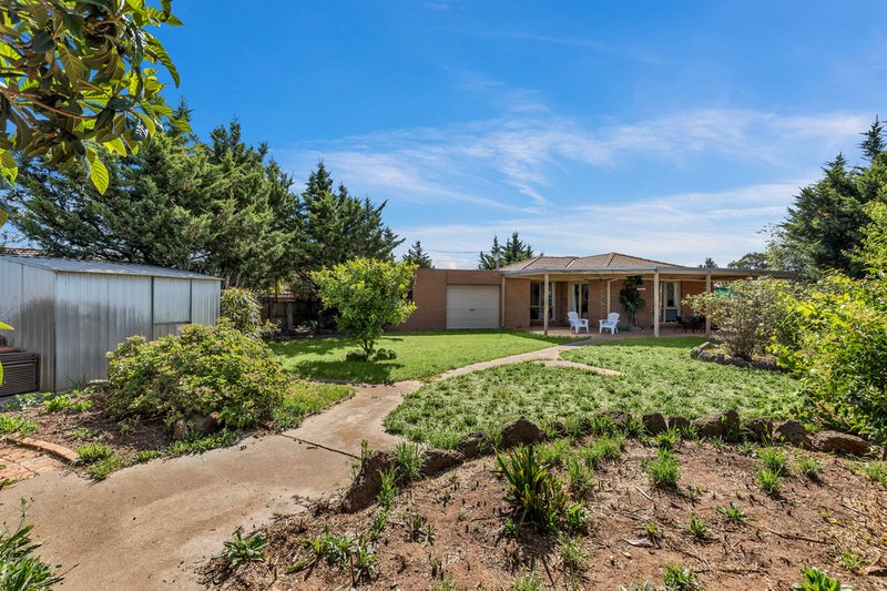 Photo - 10 Kingfisher Court, Werribee VIC 3030 - Image 13