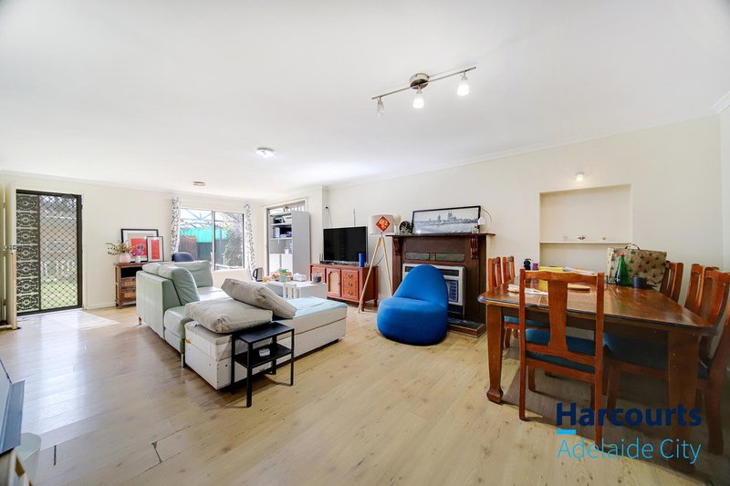 Photo - 10 Kingston Avenue, Daw Park SA 5041 - Image 2