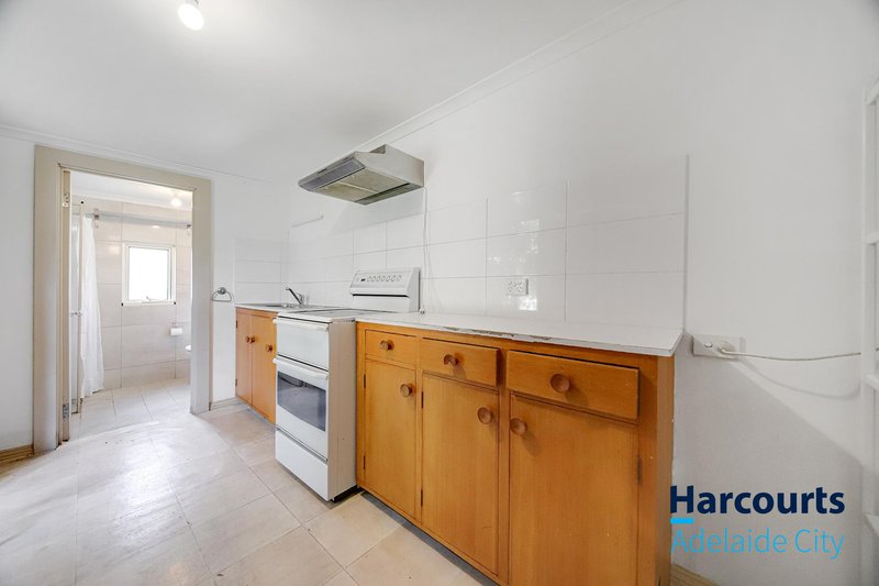 Photo - 10 Kingston Avenue, Daw Park SA 5041 - Image 11