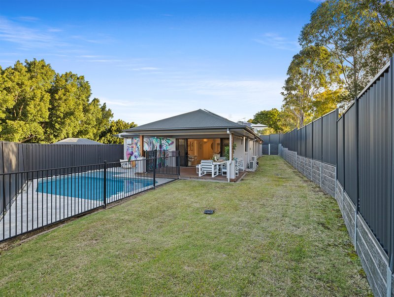 Photo - 10 Kintail Place, Narangba QLD 4504 - Image 20