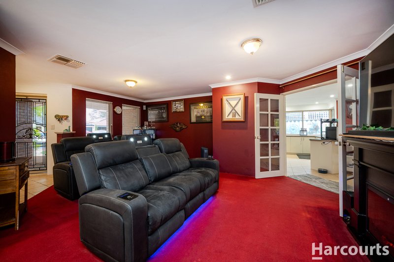 Photo - 10 Kippilaw Loop, Carramar WA 6031 - Image 4