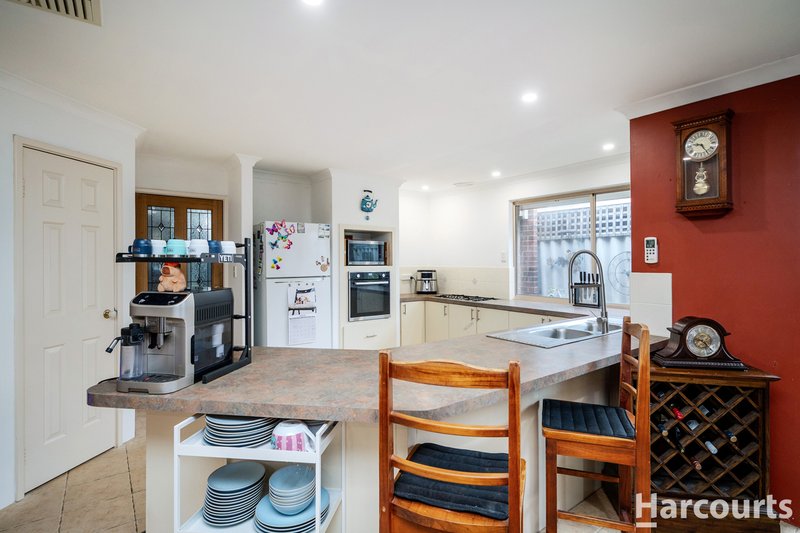 Photo - 10 Kippilaw Loop, Carramar WA 6031 - Image 11