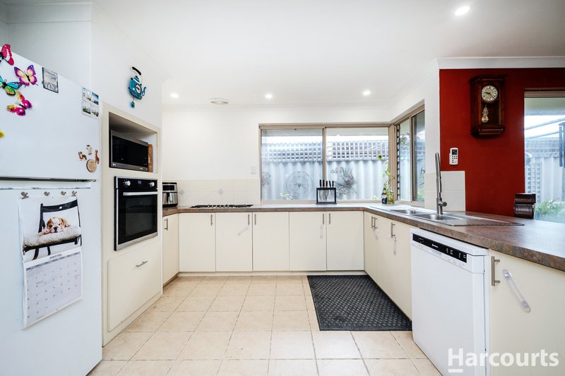 Photo - 10 Kippilaw Loop, Carramar WA 6031 - Image 12