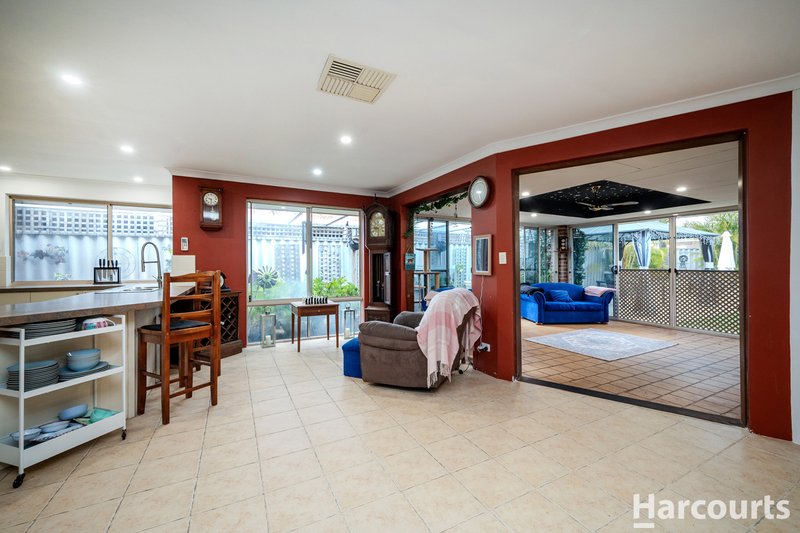 Photo - 10 Kippilaw Loop, Carramar WA 6031 - Image 16