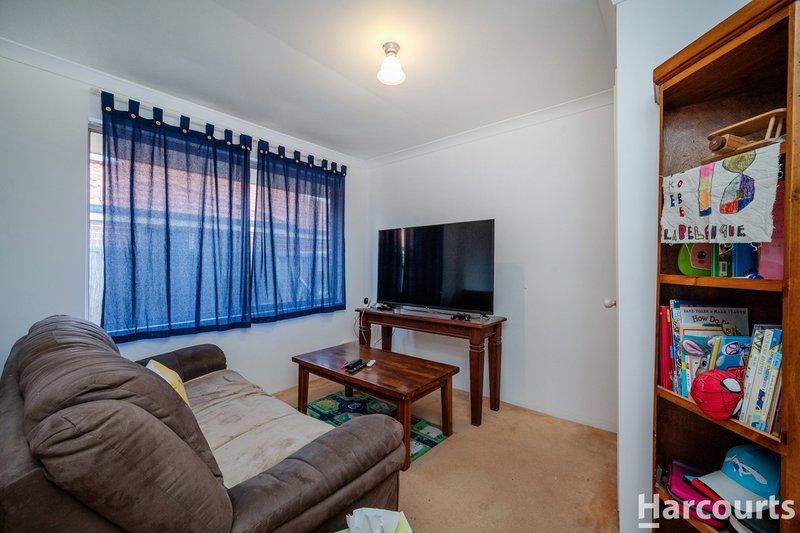 Photo - 10 Kippilaw Loop, Carramar WA 6031 - Image 20