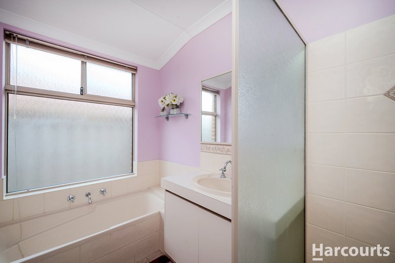 Photo - 10 Kippilaw Loop, Carramar WA 6031 - Image 23