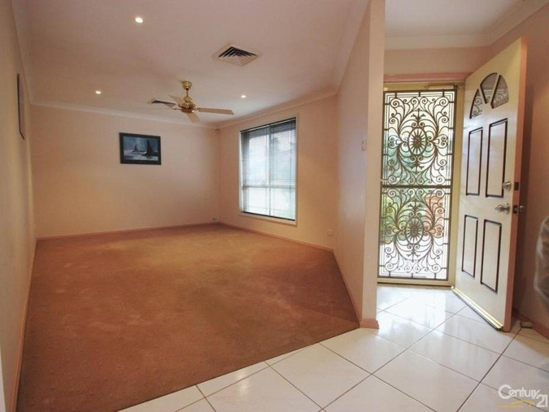 Photo - 10 Kirkwood Close, Cameron Park NSW 2285 - Image 4