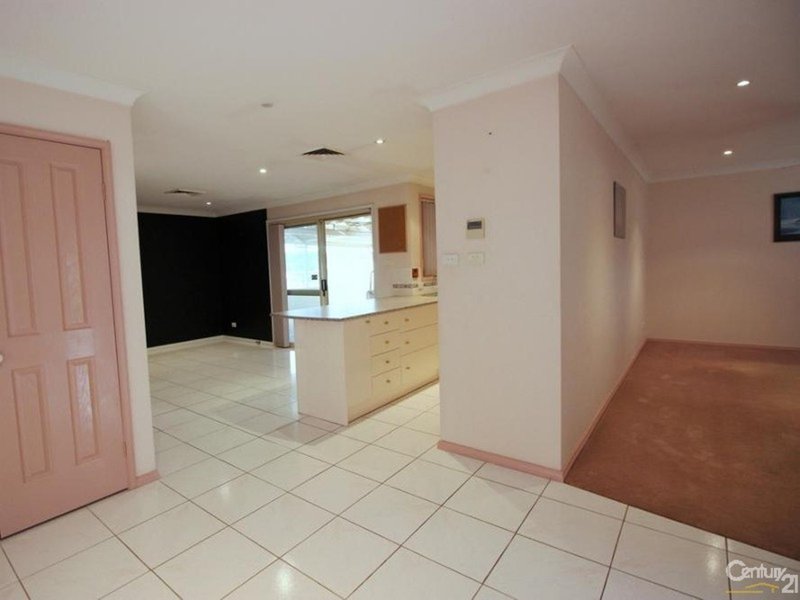 Photo - 10 Kirkwood Close, Cameron Park NSW 2285 - Image 7